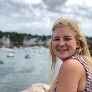 Meet your Posher, Emma